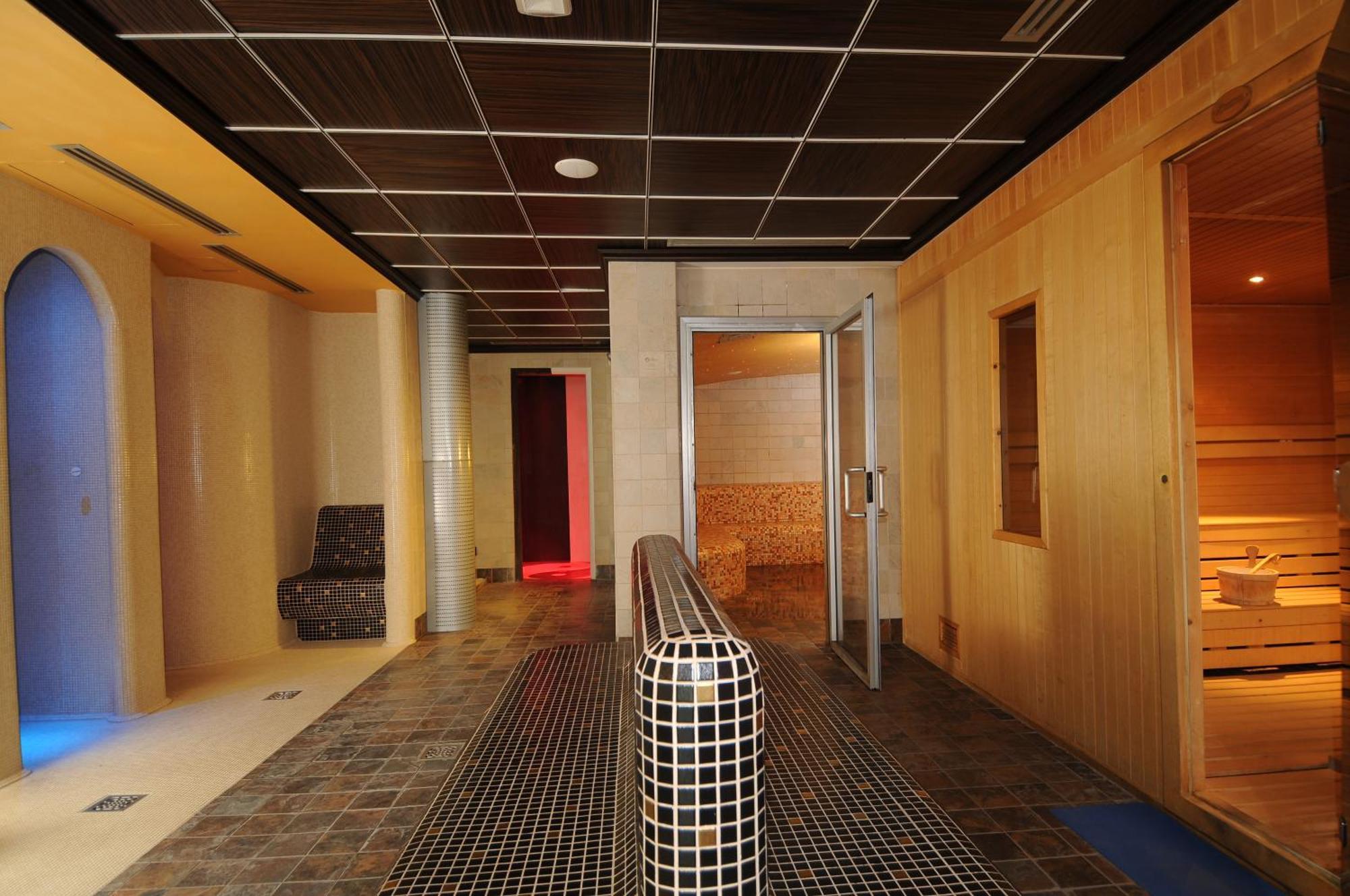Hotel Petrarca Terme Montegrotto Terme Esterno foto