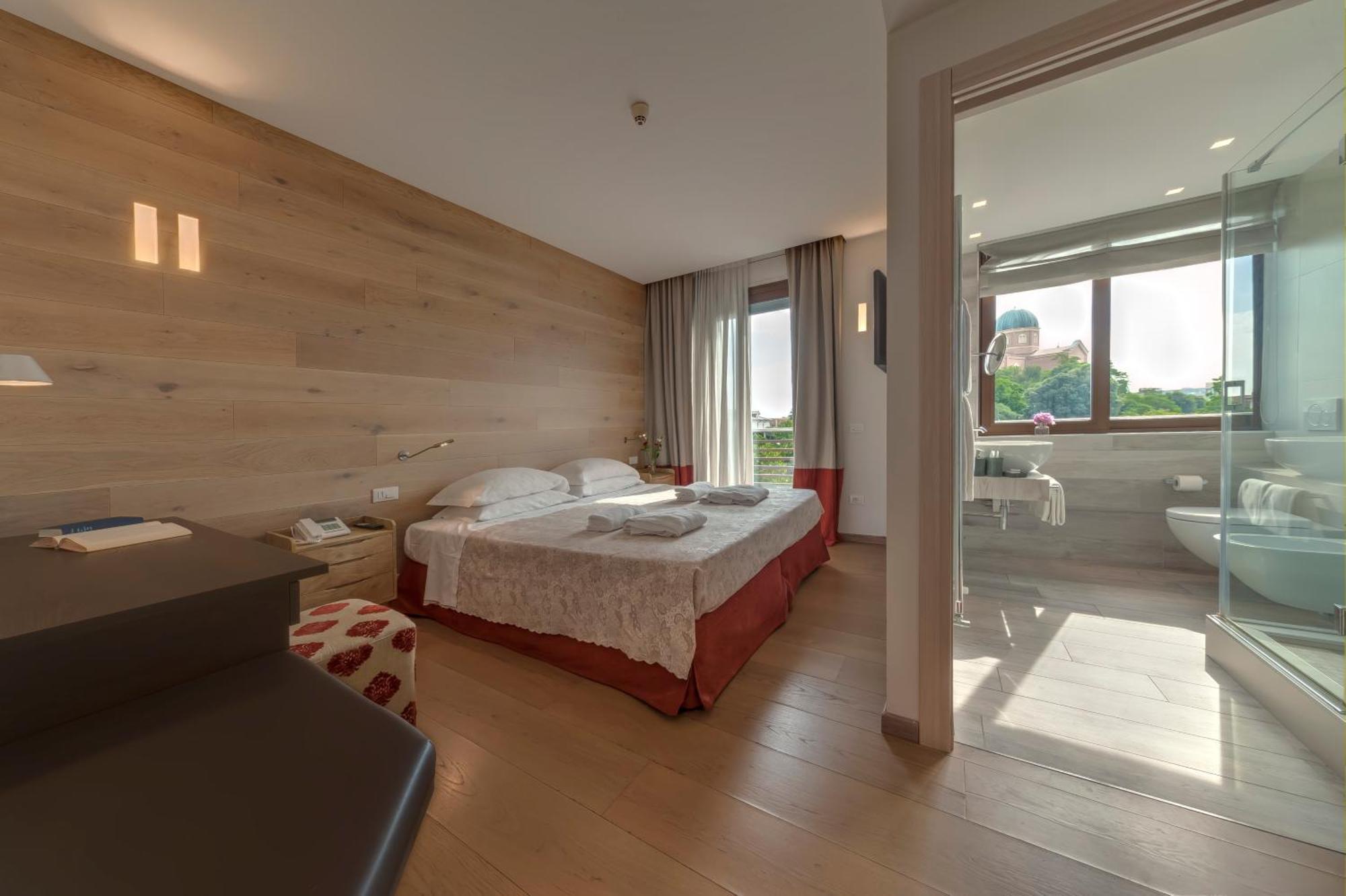 Hotel Petrarca Terme Montegrotto Terme Esterno foto