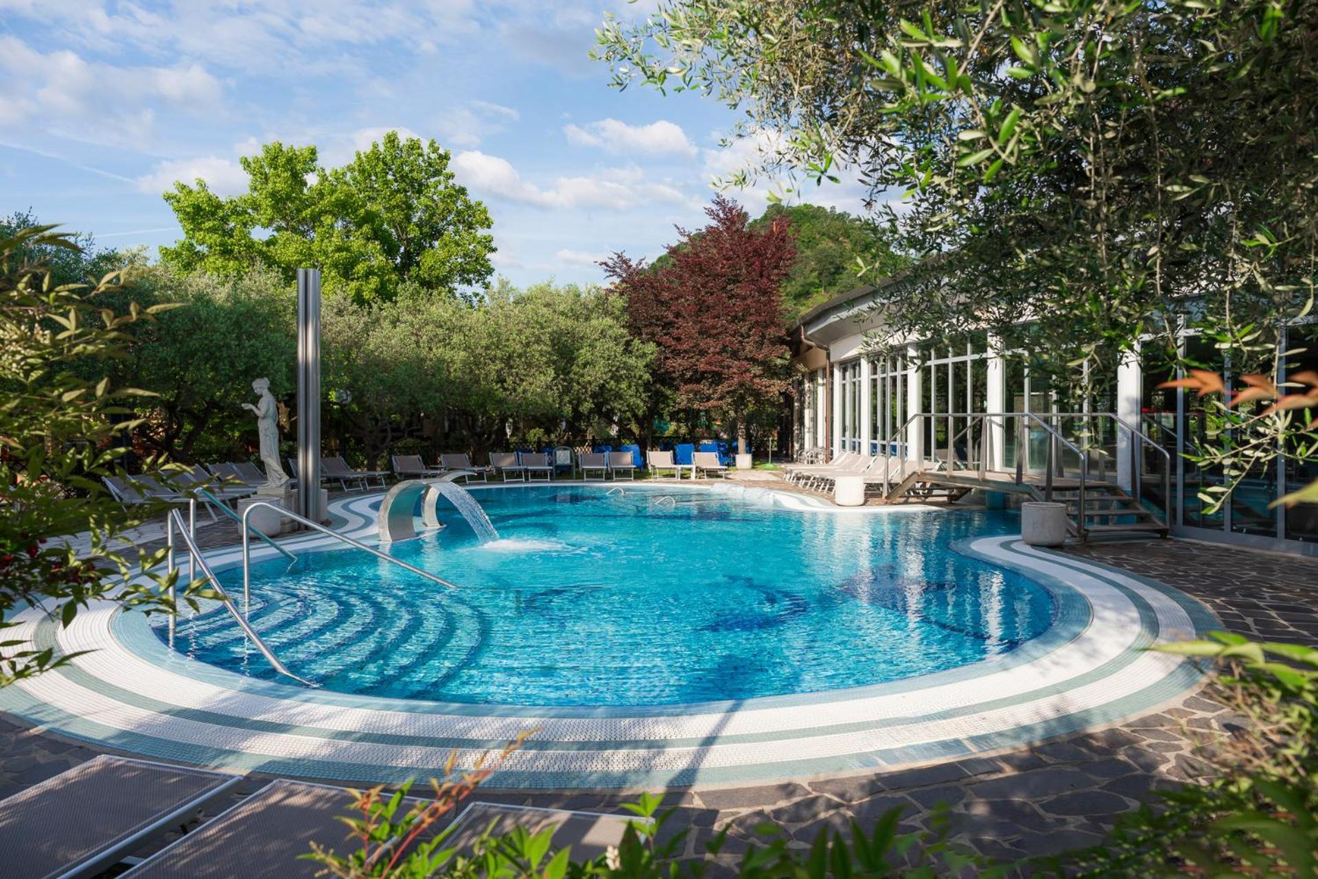 Hotel Petrarca Terme Montegrotto Terme Esterno foto