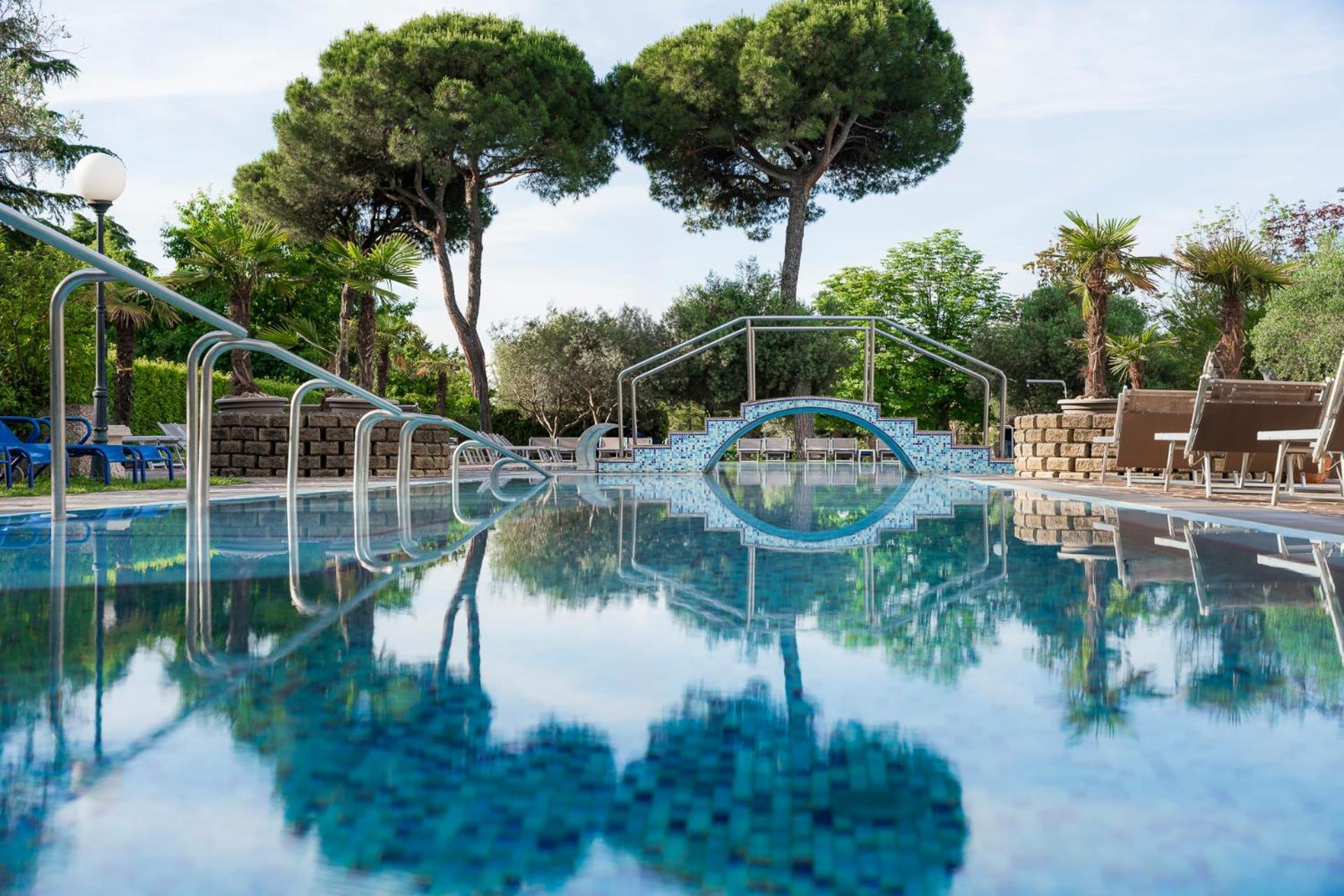 Hotel Petrarca Terme Montegrotto Terme Esterno foto