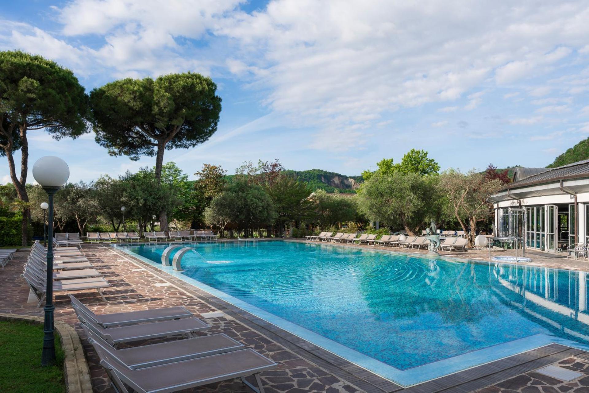 Hotel Petrarca Terme Montegrotto Terme Esterno foto