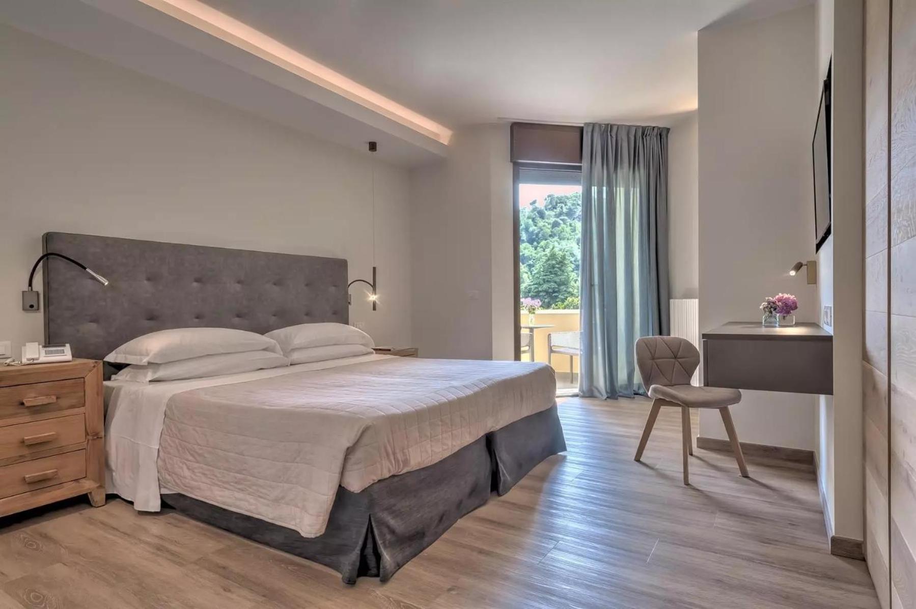 Hotel Petrarca Terme Montegrotto Terme Esterno foto