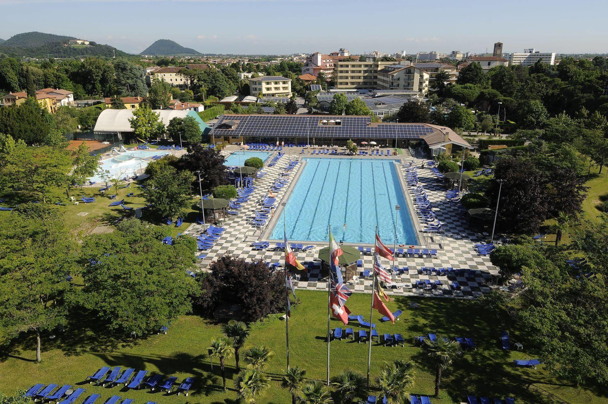 Hotel Petrarca Terme Montegrotto Terme Esterno foto